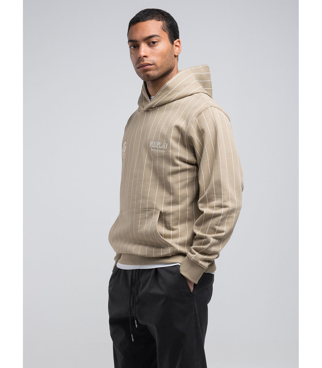 モンテカルロカントリークラブコレクションフーディ 詳細画像 カーキ 2